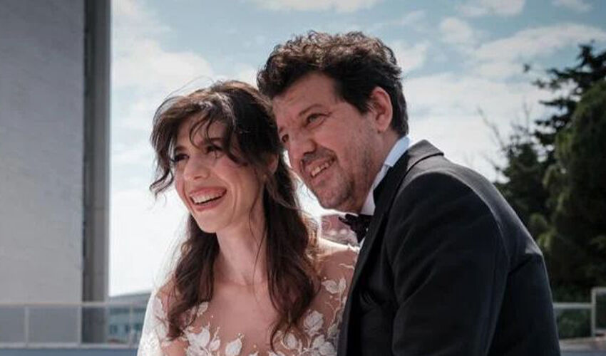 53 yaşında baba olmaya hazırlanan İlker Aksum bebeğin cinsiyetini açıkladı - 2. Resim