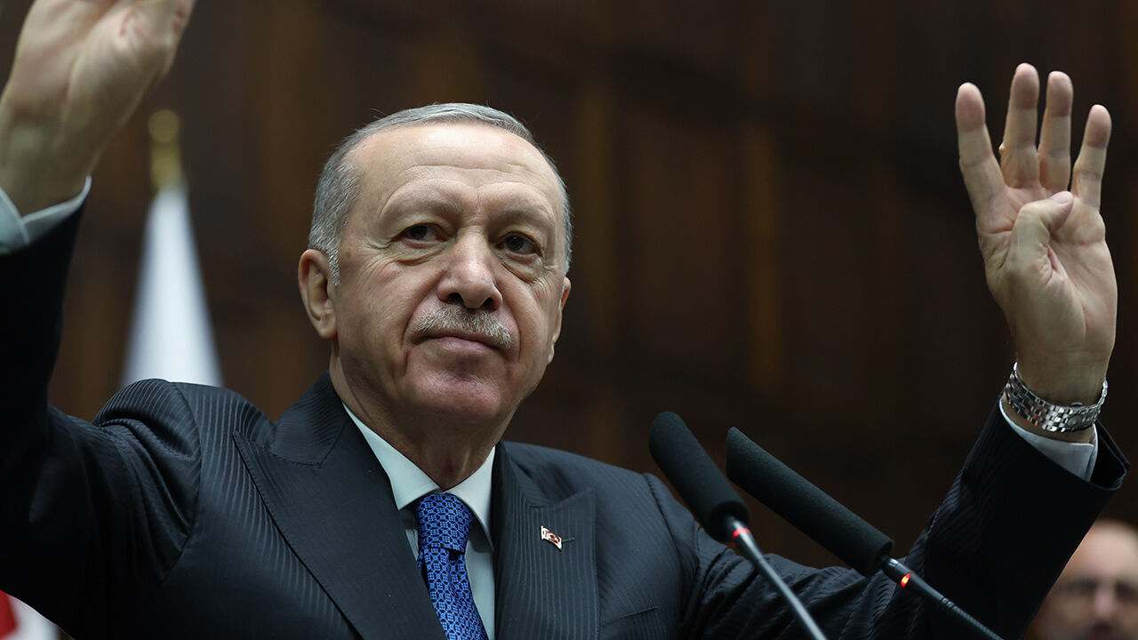 Cumhurbaşkanı Erdoğan'ın çağrısına DEM Parti'den cevap: Tarihi bir fırsat var, değerlendirelim Cumhurbaşkanı Erdoğan'ın çağrısına DEM Parti'den cevap: Tarihi bir fırsat var, değerlendirelim - 1. Resim