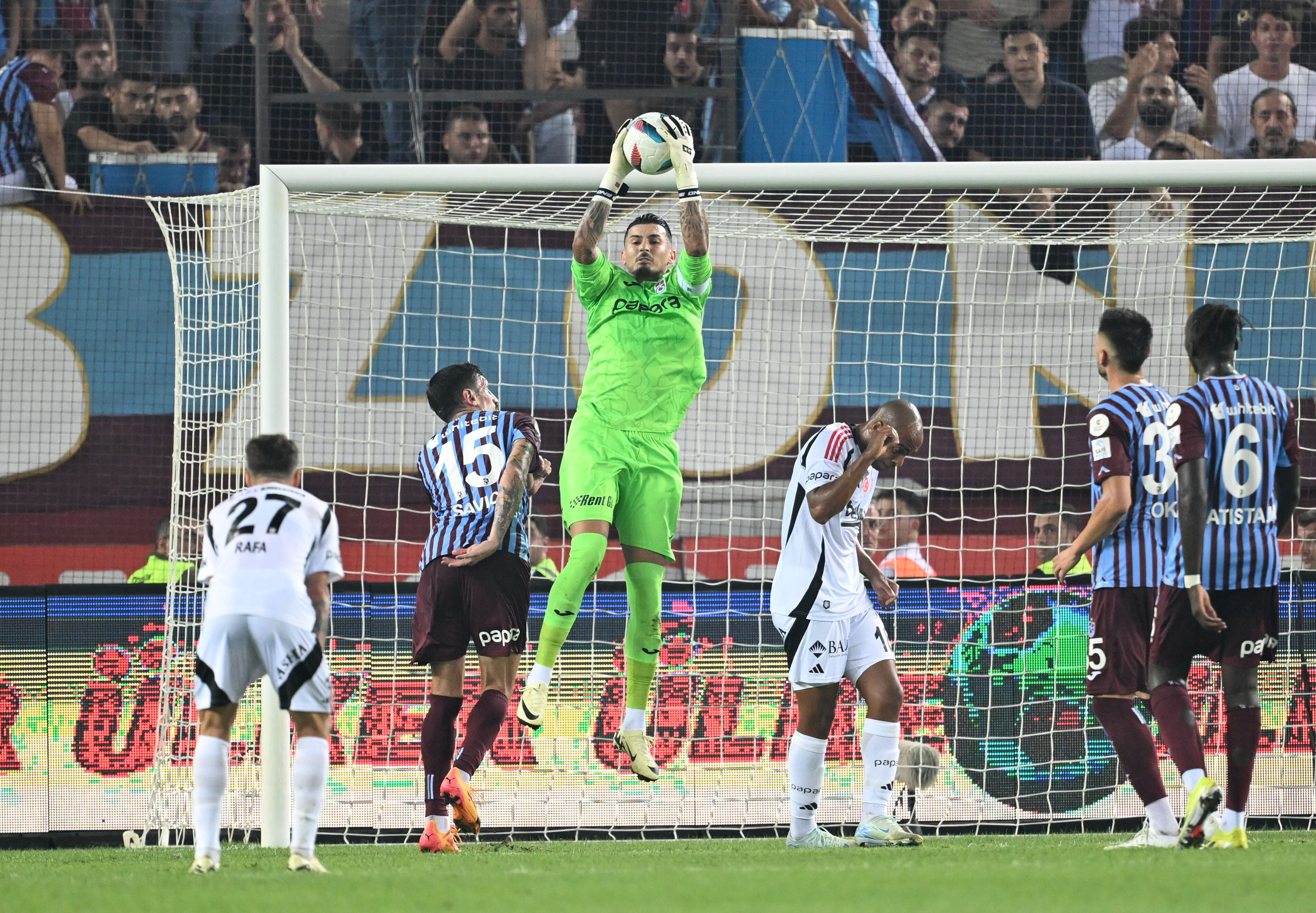 Fenerbahçe derbisi öncesi Trabzonspor'da dikkat çeken detay - 1. Resim