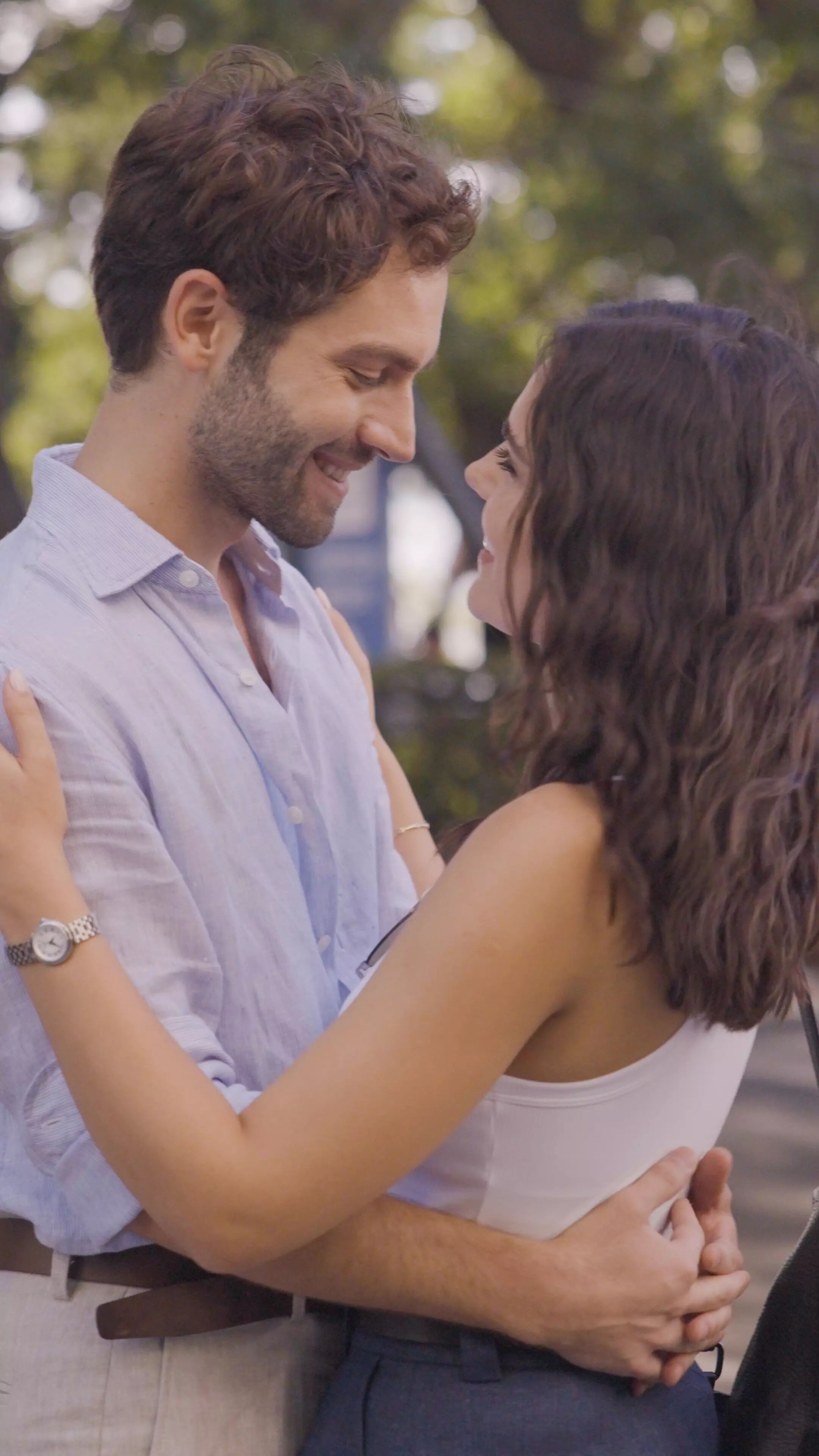 Güzel Aşklar Diyarı final mi yaptı, neden final yaptı? Mahsun Kırmızıgül yönetmen koltuğuna oturuyordu  Güzel Aşklar Diyarı final mi yaptı, neden final yapıyor? Mahsun Kırmızıgül yönetmen koltuğuna oturuyordu  - 4. Resim