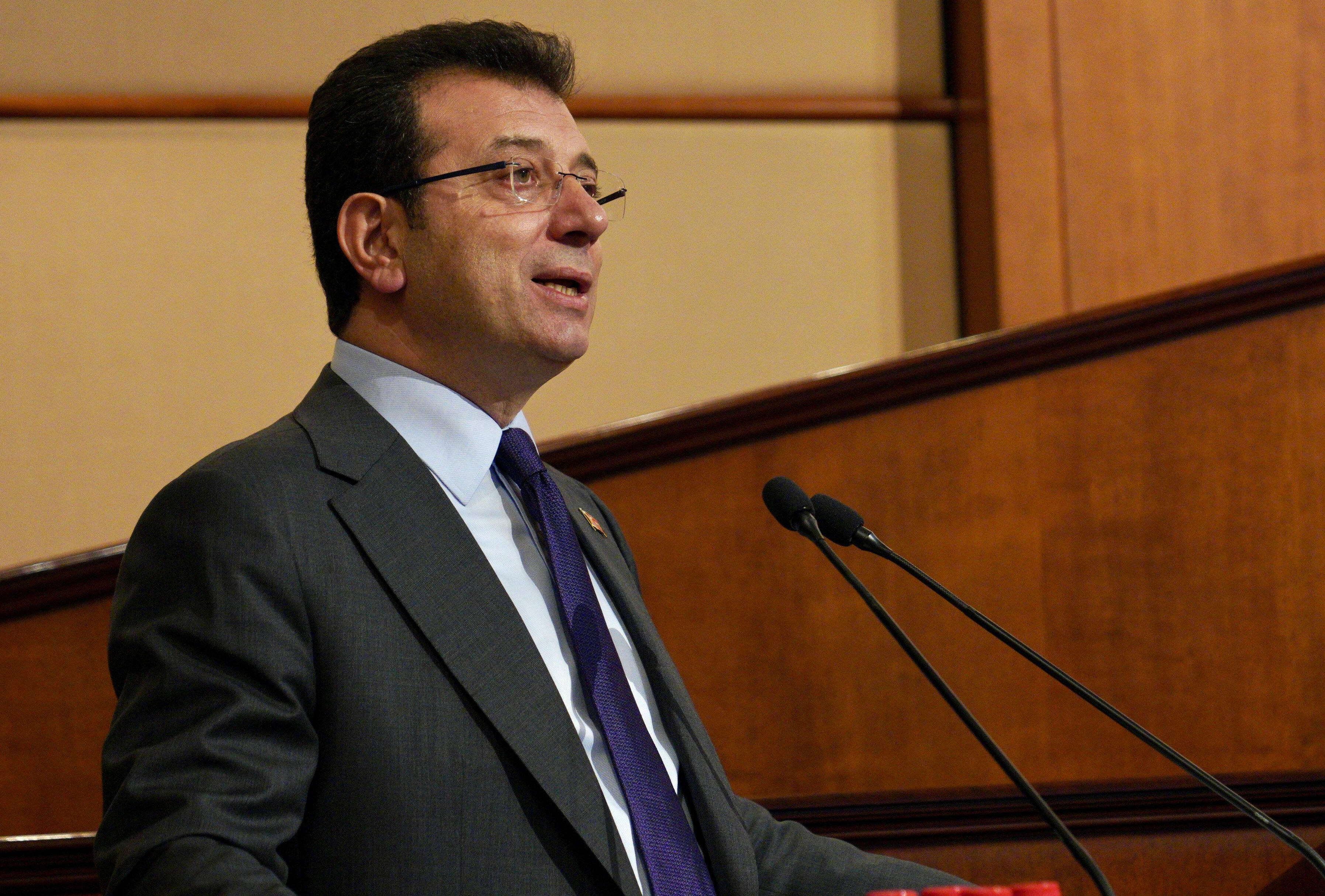 Özgür Özel'den, Esenyurt Belediye Başkanı Ahmet Özer'in gözaltına alınmasına tepki - 3. Resim