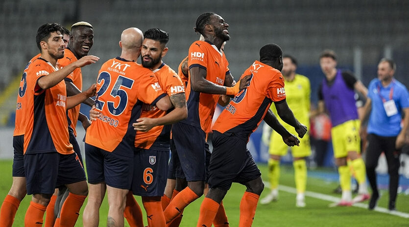 Süper Lig için çarpıcı şampiyonluk tahmini! Galatasaray'a yüzde 66 oran verdiler - 8. Resim