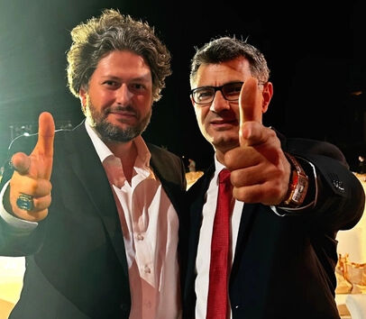 Yusuf Dikeç'in Furkan Bölükbaşı'yla fotoğrafı gündem oldu! Tepki gelince  Yusuf Dikeç'in Furkan Bölükbaşı'yla fotoğrafı gündem oldu! Tepki gelince