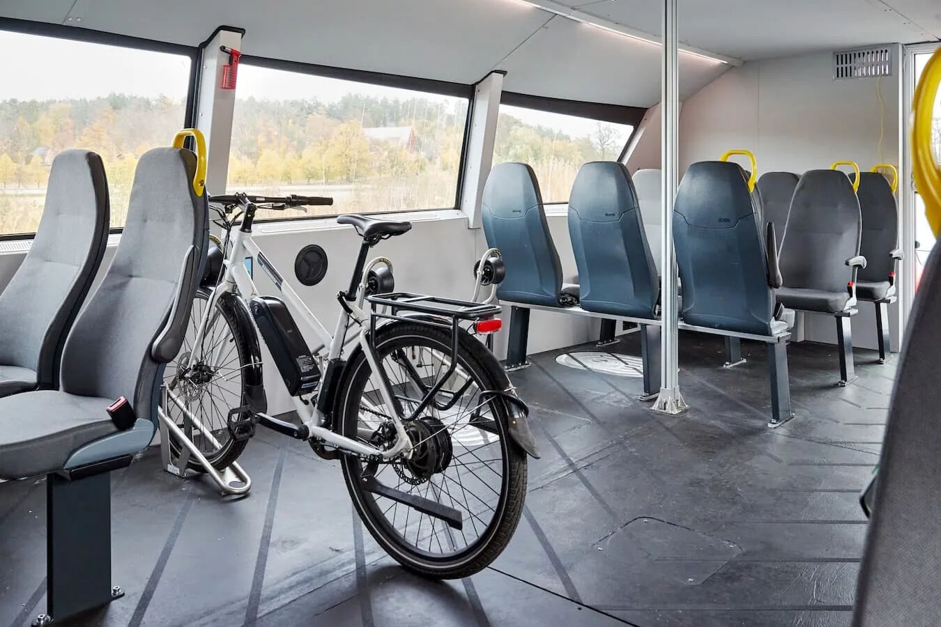 Dünyanın ilk elektrikli deniz feribotu seferlere başladı! - 3. Resim