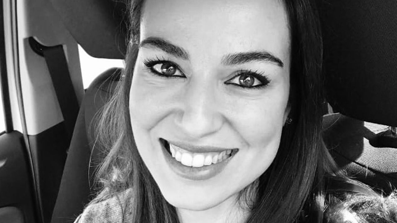 Hayatını kaybeden ünlü oyuncu Pelin Yoru kimdir? Hayatını kaybeden ünlü oyuncu Pelin Yoru kimdir? - 1. Resim