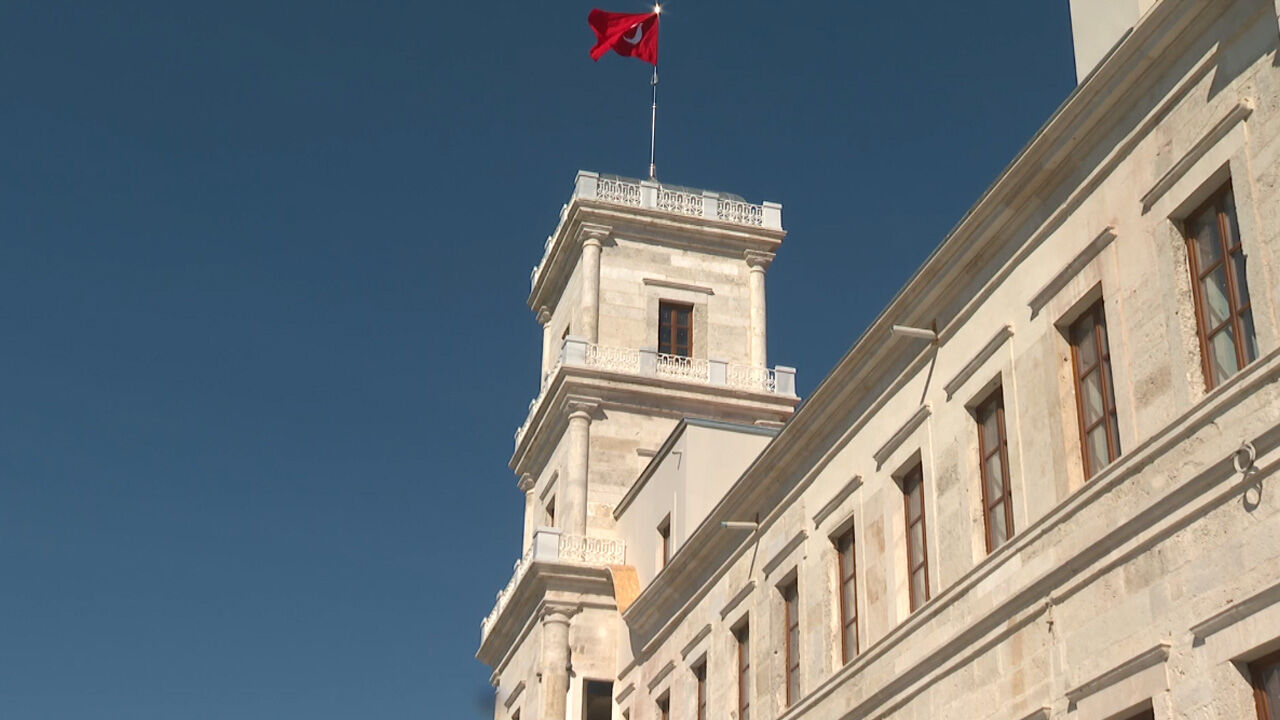 Osmanlı leventleri yetişiyordu, donanmaya verildi! Kasımpaşa Askeri Deniz Hastanesi aslına döndü Osmanlı leventleri yetişiyordu, donanmaya verildi! Kasımpaşa Askeri Deniz Hastanesi aslına döndü - 5. Resim