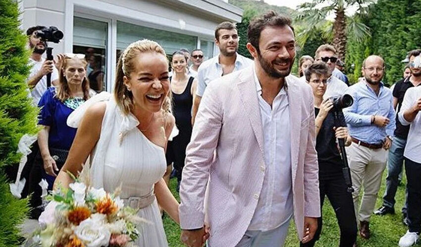 Şarkıcı Bengü ile Selim Selimoğlu boşanıyor! 6 yıllık evlilikte sona gelindi - 1. Resim