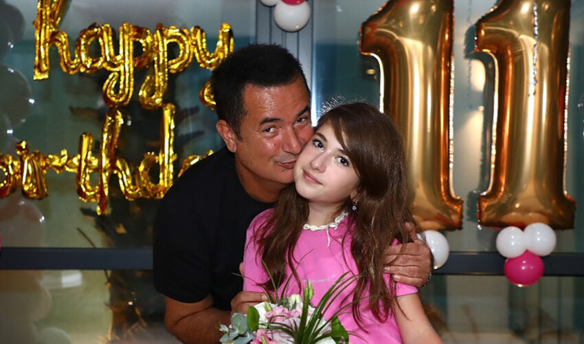 Acun Ilıcalı kızı Melisa’nın 11. yaşını kutladı! Fotoğrafı gören herkes aynı yorumu yaptı - 1. Resim