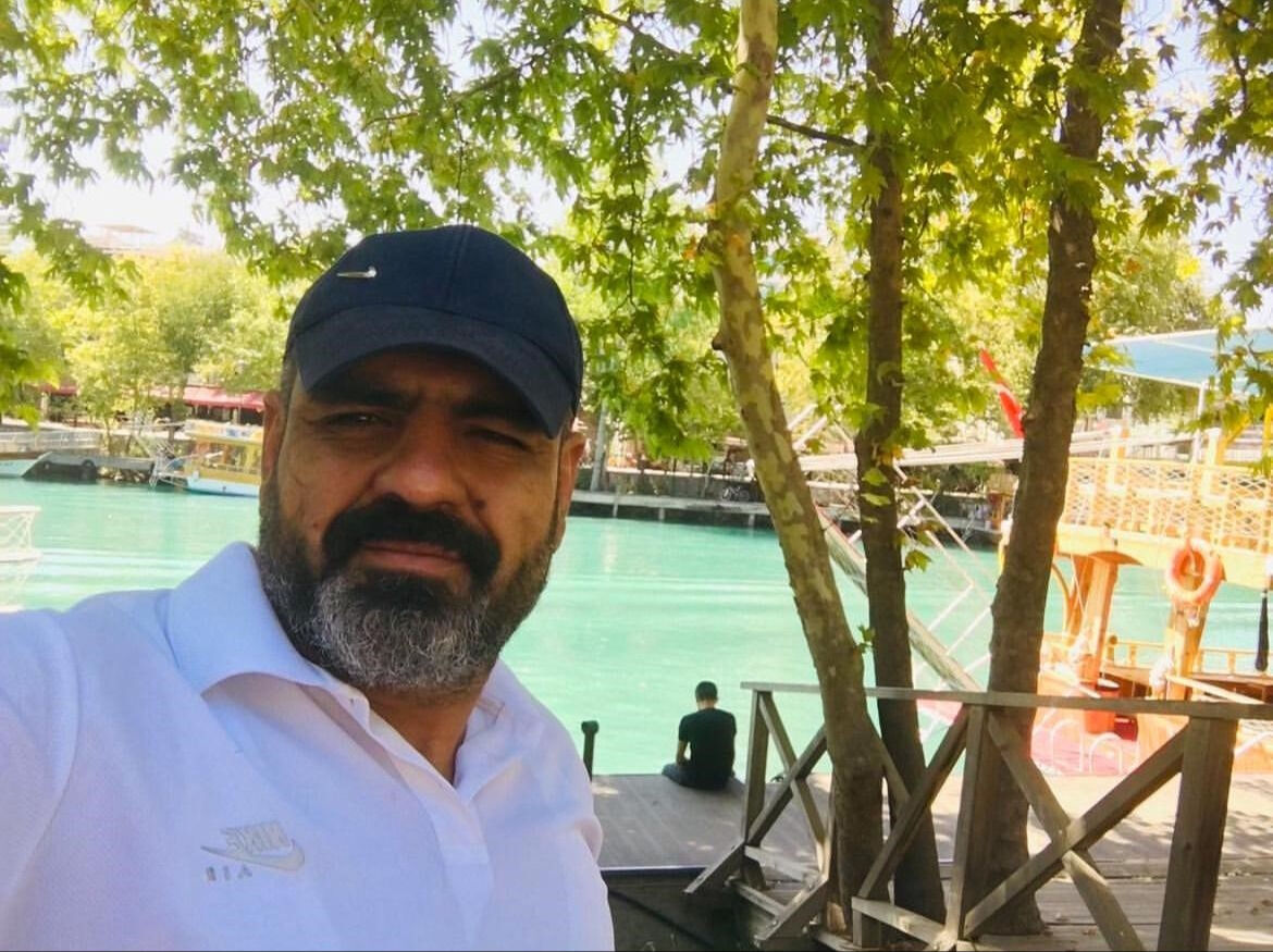 Burdur'da korkunç anlar! Yan masadaki husumetlisine kurşun yağdırdı - 2. Resim