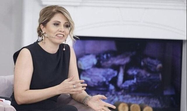 Herkes onu merak ediyordu! Esra Erol'daki avukat Hülya ortaya çıktı! Günlerdir ortada yoktu Herkes onu merak ediyordu! Esra Erol'daki avukat Hülya ortaya çıktı! Günlerdir ortada yoktu - 1. Resim