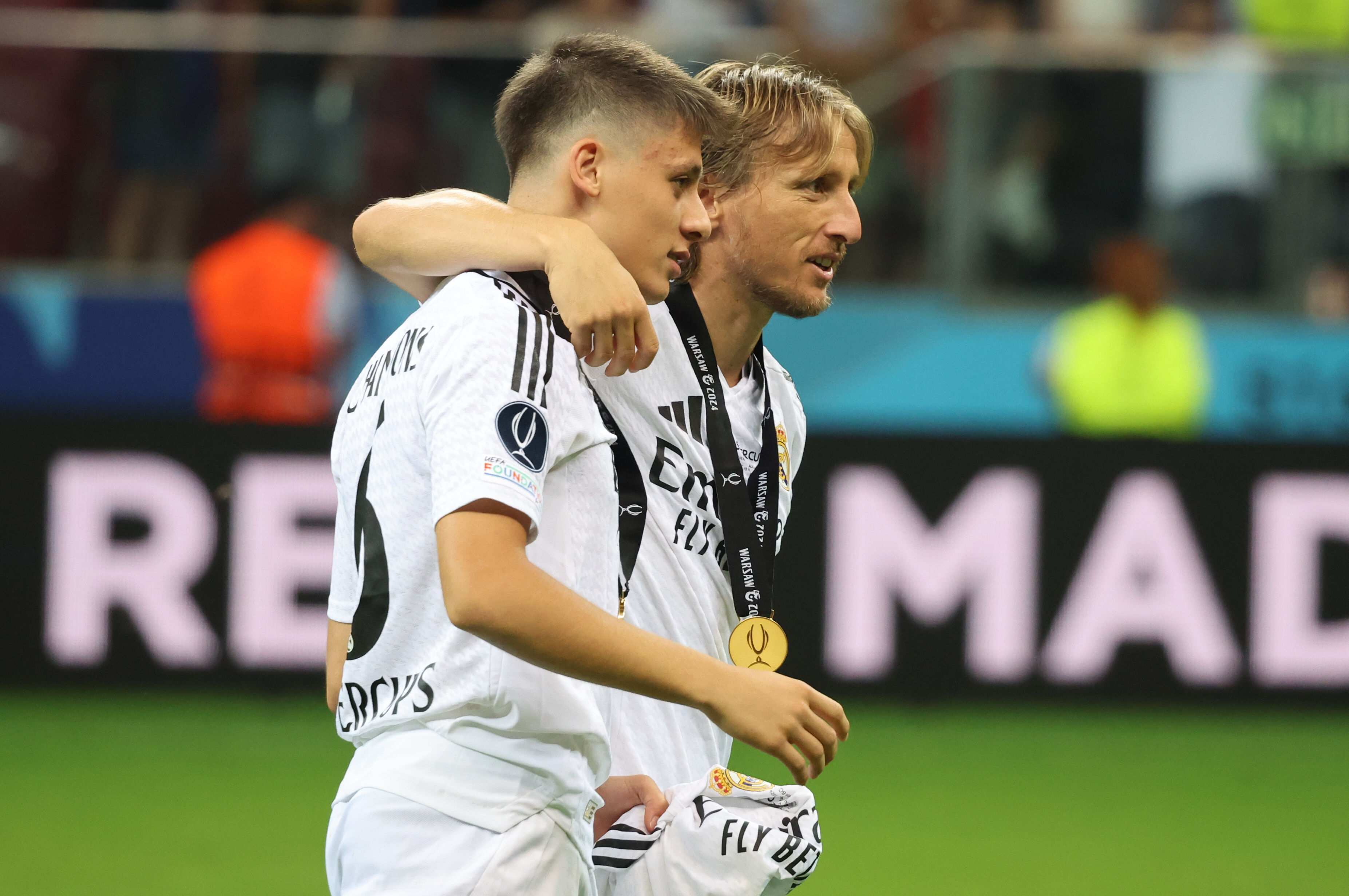 Real Madrid'e Arda Güler için flaş takas teklifi! Manchester United 95 milyon euro'luk yıldızı gözden çıkardı Real Madrid'e Arda Güler için flaş takas teklifi! Manchester United 95 milyon euro'luk yıldızı gözden çıkardı - 4. Resim