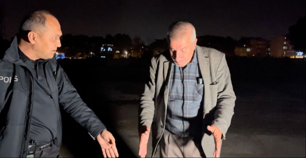 Bursa'da film gibi olay! İki arkadaş gezerken biri &ccedil;ukura d&uuml;şt&uuml;, diğeri dakikalar sonra fark etti - 2. Resim