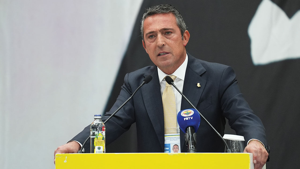 Fenerbahçe Başkanı Ali Koç'tan  Fenerbahçe Başkanı Ali Koç'tan