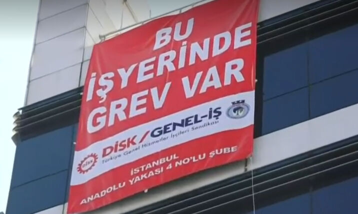 İşçiler Kartal Belediyesi'ne isyan edip greve gitti, sokaklar çöple doldu - 3. Resim