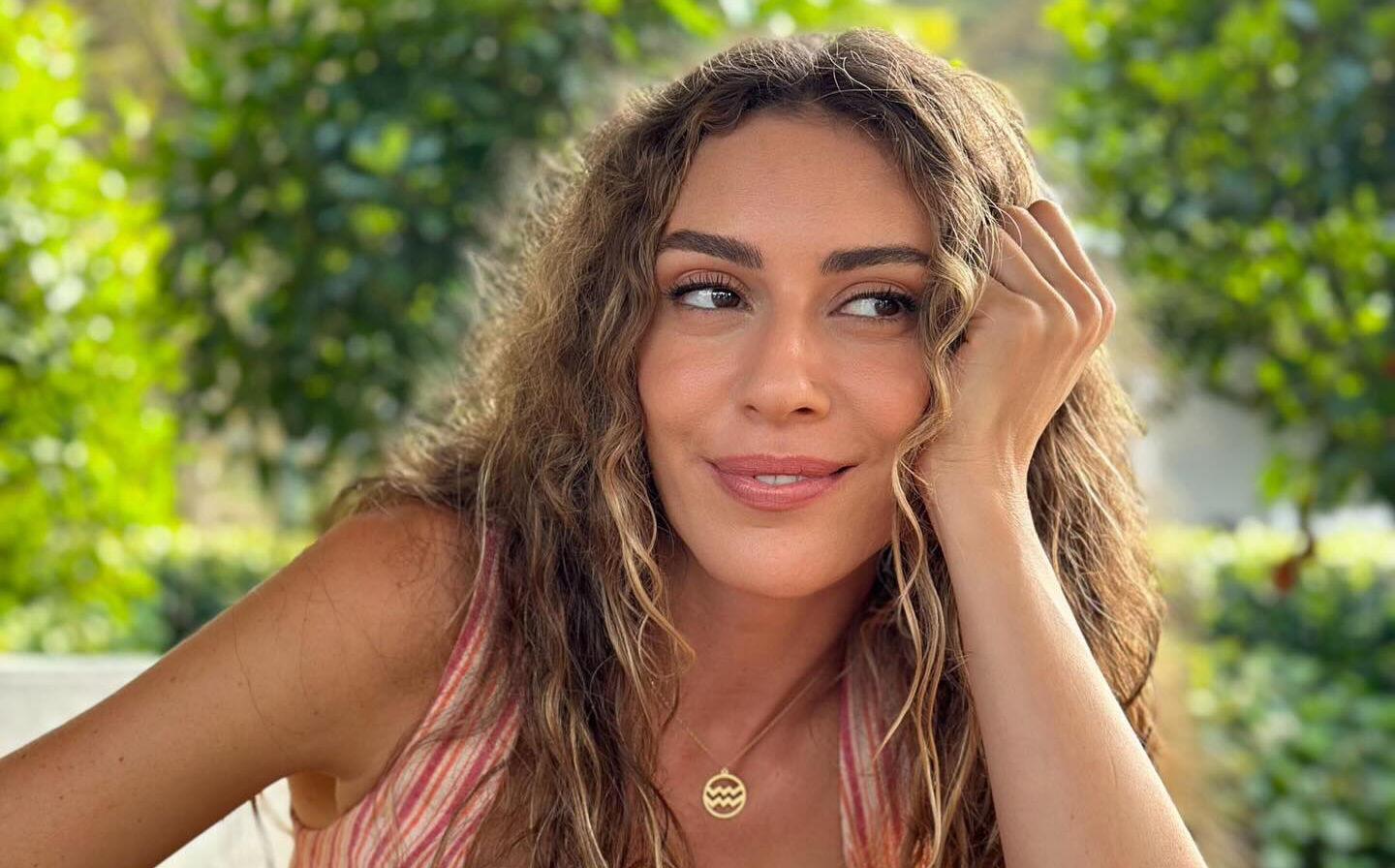 Ne oldu sana Sinem! Son halini paylaştı, kimse tanıyamadı - 1. Resim