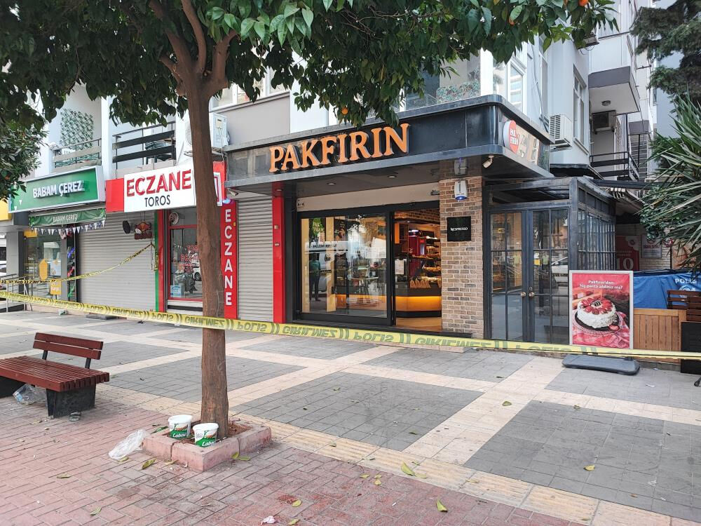 Adana'da kan donduran olay! Genç kız iş yerinde öldürüldü - 3. Resim