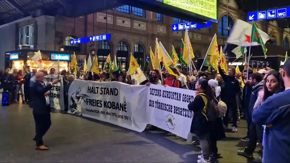 Avrupa'da tehlike çanları çalıyor! ‟PKK gizlice örgütleniyor, camileri hedef alıyor” Avrupa'da tehlike çanları çalıyor! ‟PKK gizlice örgütleniyor, camileri hedef alıyor” - 4. Resim
