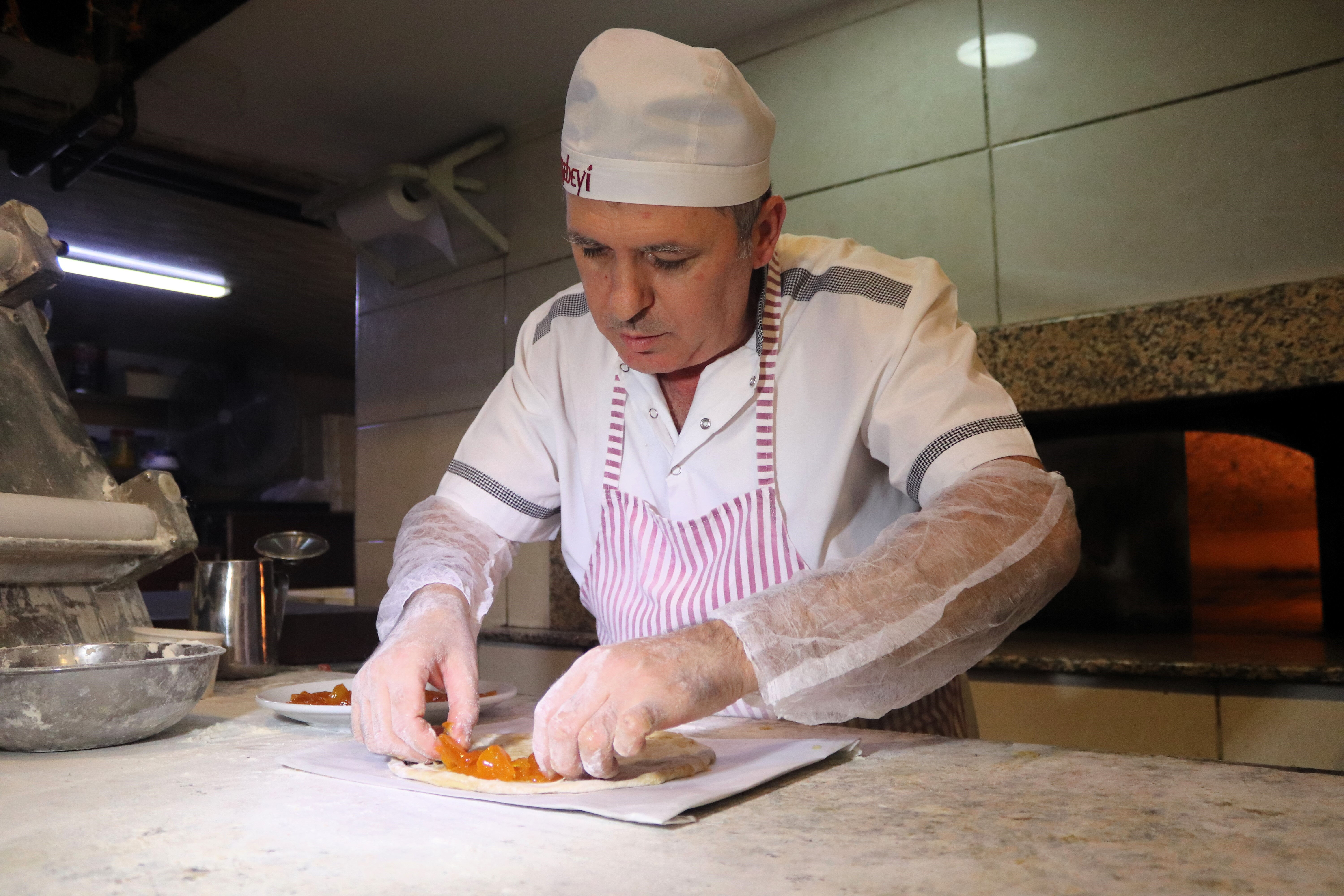 Dubai çikolatasına İzmir'den iddialı rakip! ‟Dubai çikolatasına bin basar” - 1. Resim