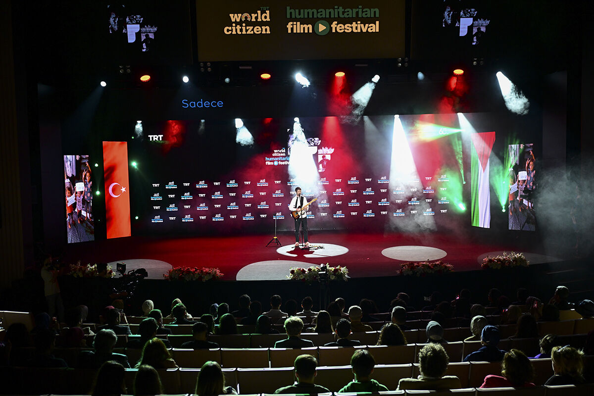 Humanitarian Film Festivali ödülleri sahiplerini buldu Humanitarian Film Festivali ödülleri sahiplerini buldu! - 7. Resim
