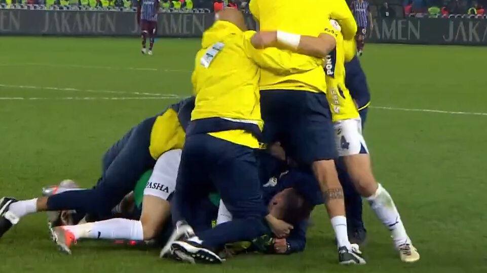 Jose Mourinho maç sonrasında kendini tutamadı! Golden sonra... - 1. Resim