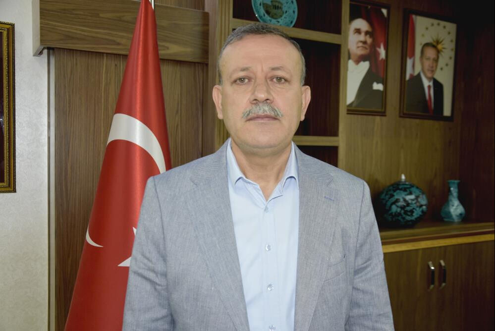 Van Gölü'nde tüyler ürperten manzara! Sular çekilince ortaya çıktı Van Gölü'nde tüyler ürperten manzara! Sular çekilince ortaya çıktı - 2. Resim