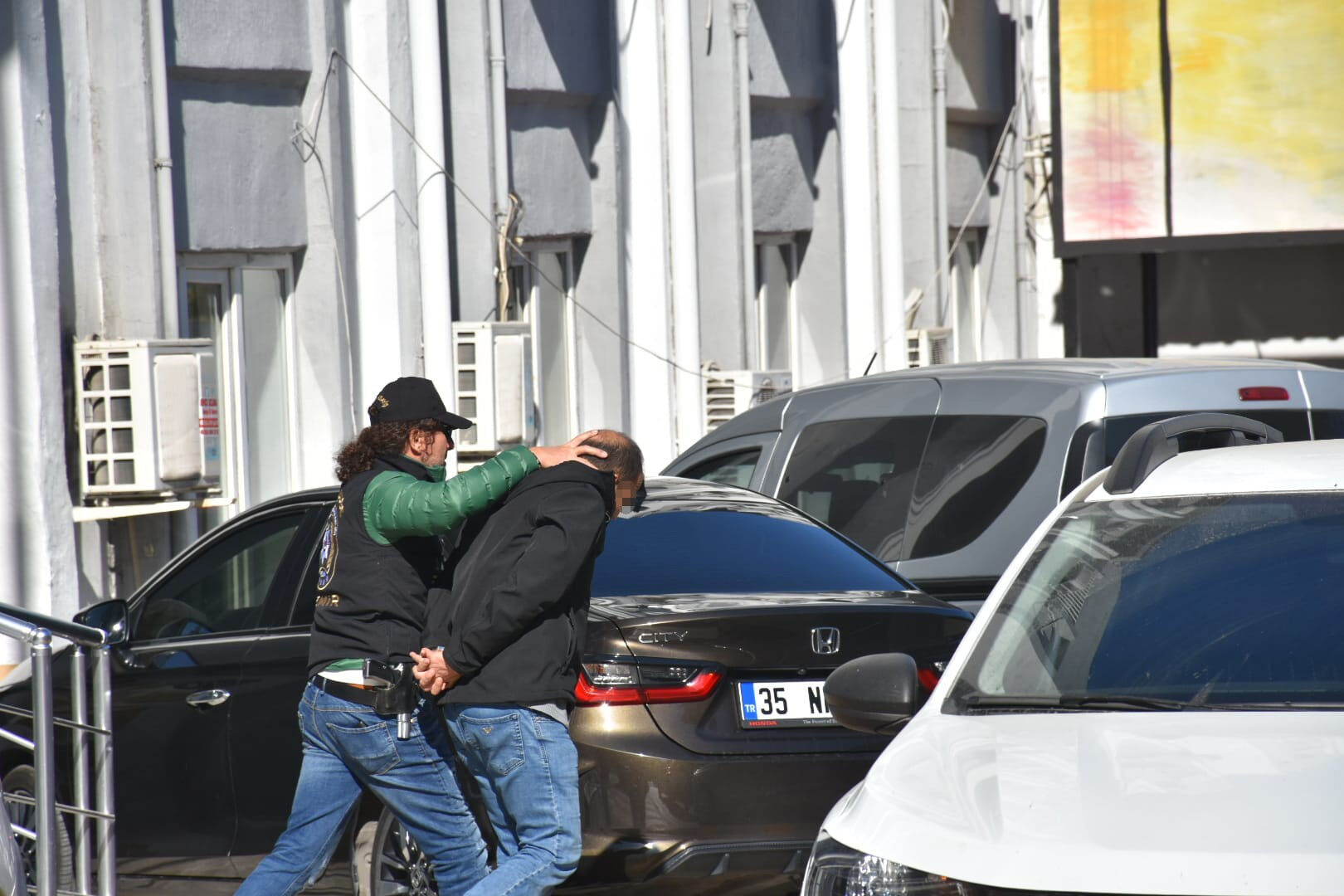 22 milyonluk dolandırıcılığa imza atan kuyumcudan pes dedirten sözler: Kaçmadım, borçlandım - 1. Resim