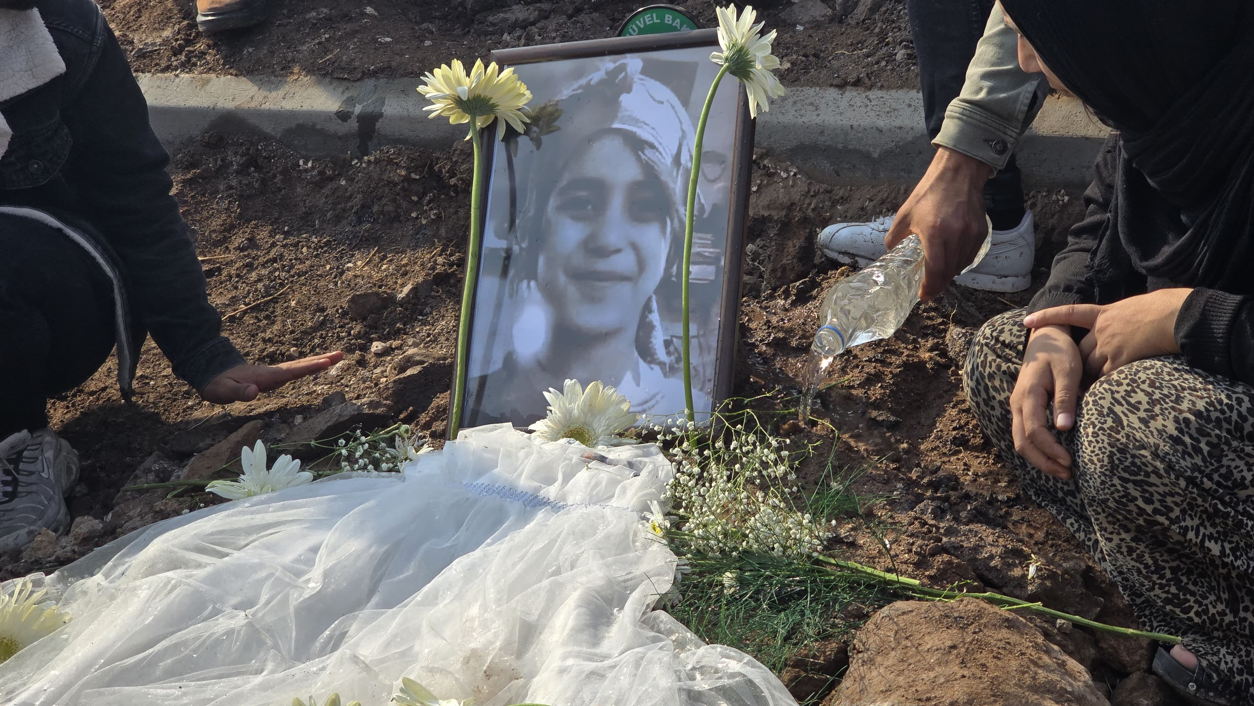 6 yaşındaki Şirin'e son veda... Adları farklı kaderleri aynı - 3. Resim