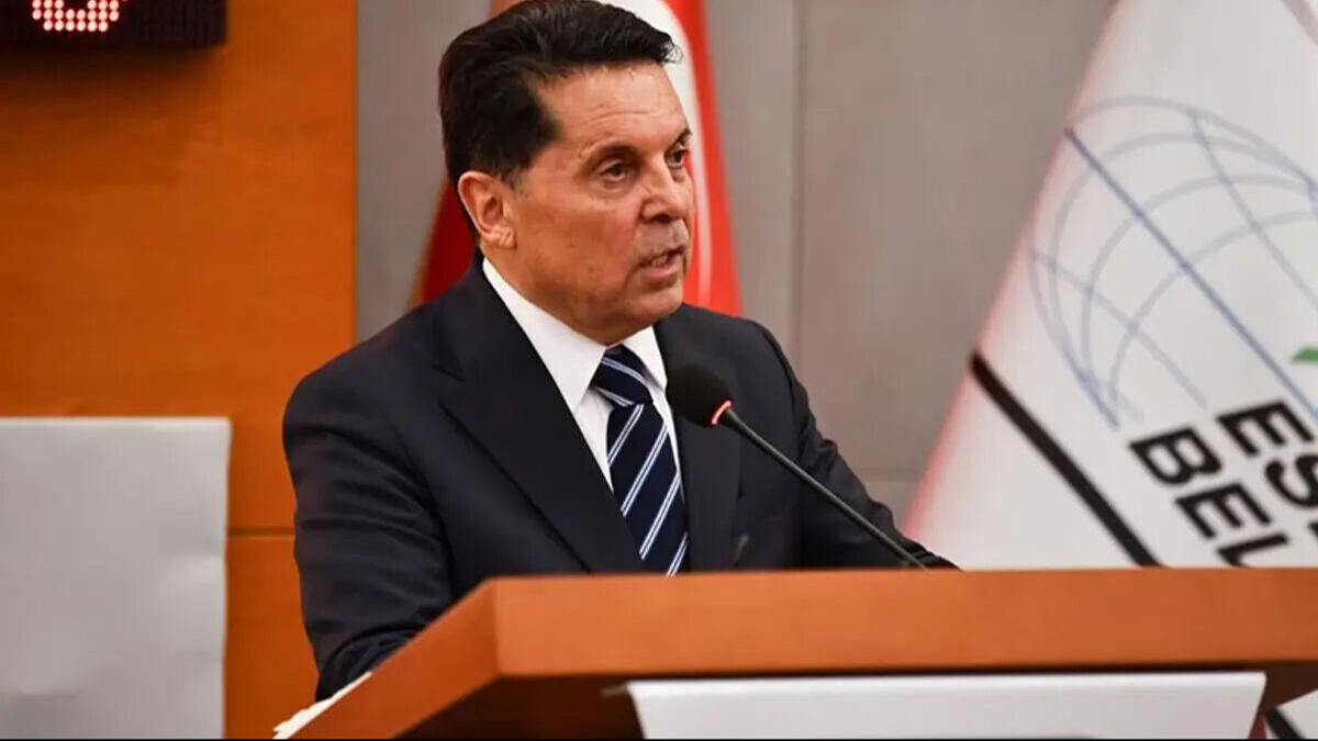 Maltepe'de Ahmet Özer kavgası! AK Parti Meclis Üyesi Özgün ve Belediye Başkanı Köymen tartıştı - 1. Resim