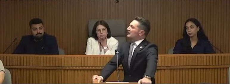 Maltepe'de Ahmet Özer kavgası! AK Parti Meclis Üyesi Özgün ve Belediye Başkanı Köymen tartıştı - 3. Resim