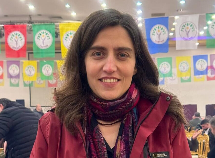 Mardin, Batman ve Halfeti belediyelerine neden kayyım atandı? Gerekçeler madde madde sıralandı Mardin, Batman ve Halfeti belediyelerine neden kayyım atandı? Gerekçeler madde madde sıralandı - 2. Resim