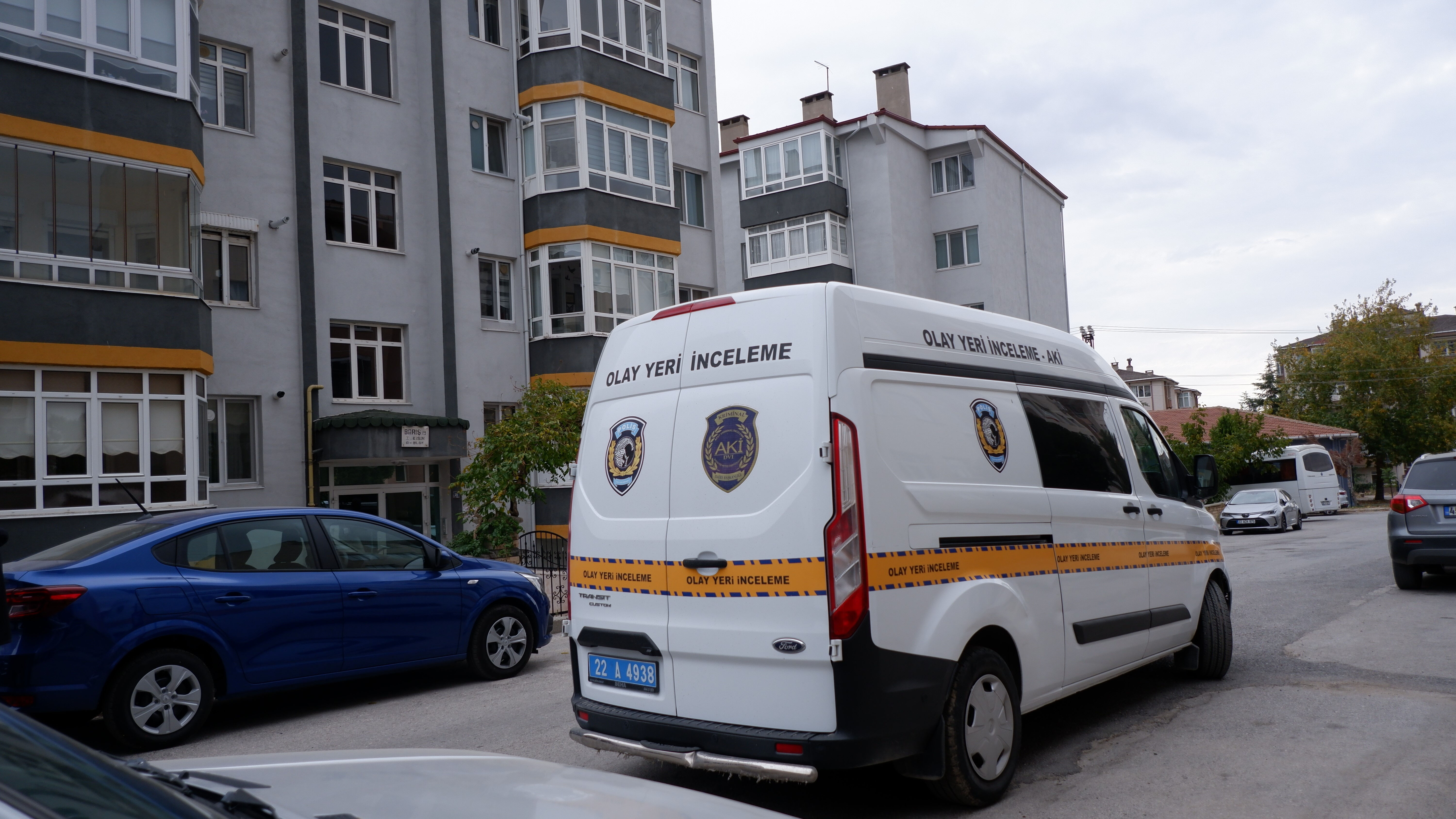 Sineklik faciası! 5. kattan düşen bebek hayatını kaybetti - 1. Resim