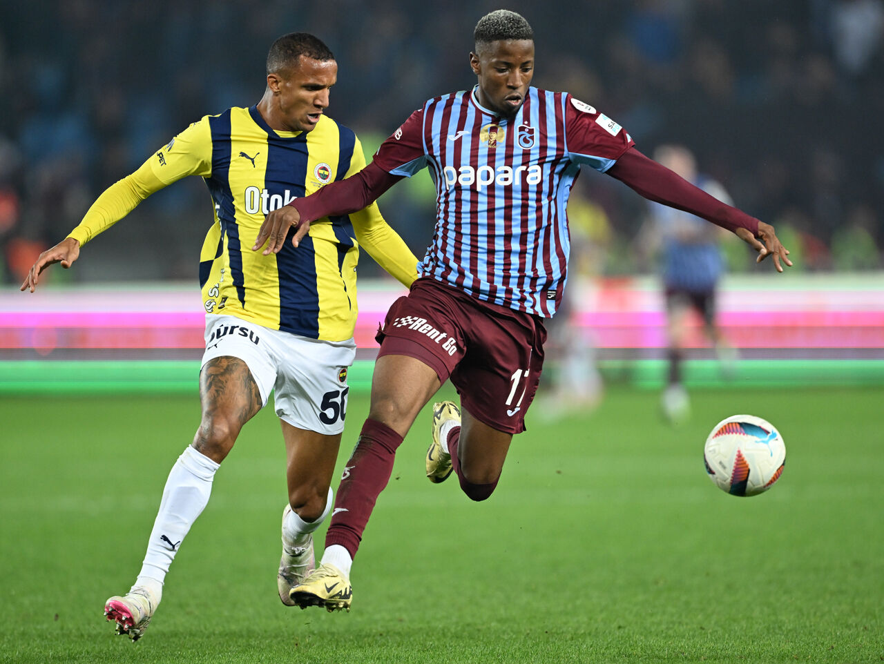 Trabzonspor-Fenerbahçe maçı sonrası olay yorum! "Rezil bir lig izliyoruz" Trabzonspor-Fenerbahçe maçı sonrası olay yorum! "Rezil bir lig izliyoruz" - 4. Resim