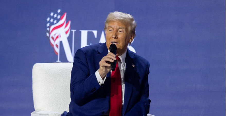 Trump ve Kamala Harris arasındaki başkanlık seçiminde kritik süreç! Ünlü isimler adayları için sahada Trump ve Kamala Harris arasındaki başkanlık seçiminde kritik süreç! Ünlü isimler adayları için sahada - 4. Resim