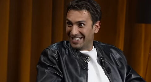 Ulaş Tuna Astepe’den itiraf! Ziyarete gelen siyasetçiyi görünce köşe bucak kaçmış - 2. Resim