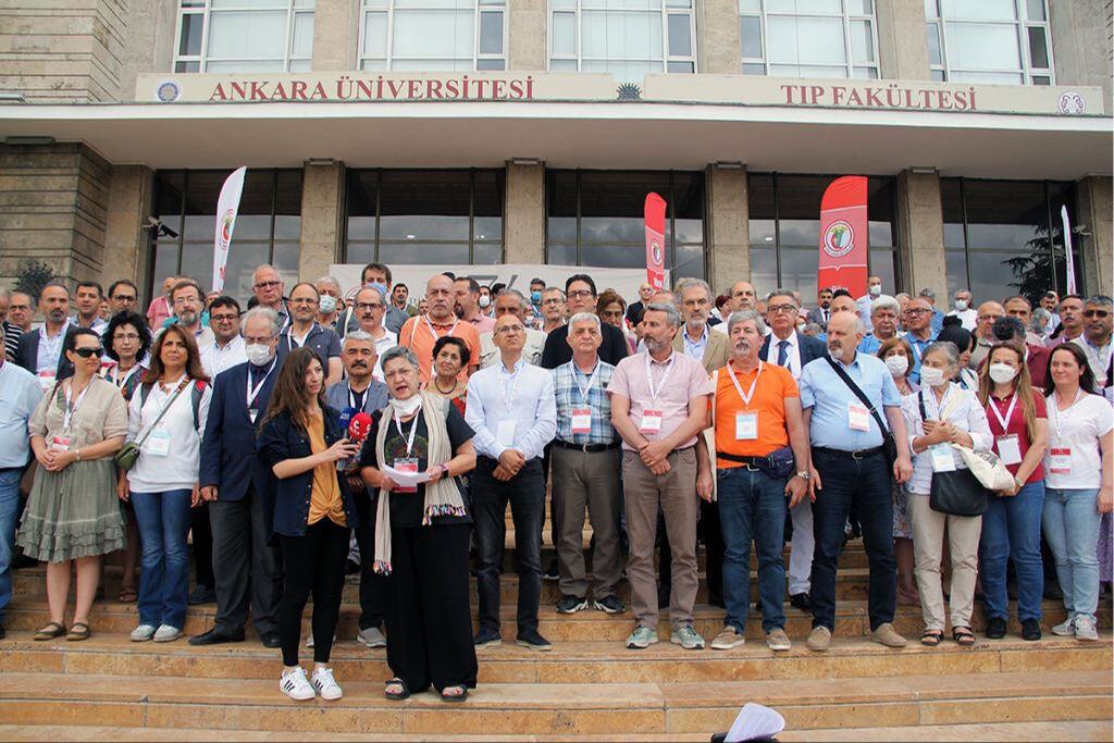 Aile hekimlerinden yeni yönetmeliğe tepki! Sağlık ocakları grevde mi? Aile hekimlerinden yeni yönetmeliğe tepki! Sağlık ocakları grevde mi? - 2. Resim