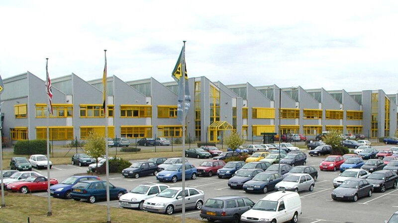 Alman otomotiv devi Schaeffler'dan küçülme hamlesi! Binlerce işçi çıkarılacak - 2. Resim