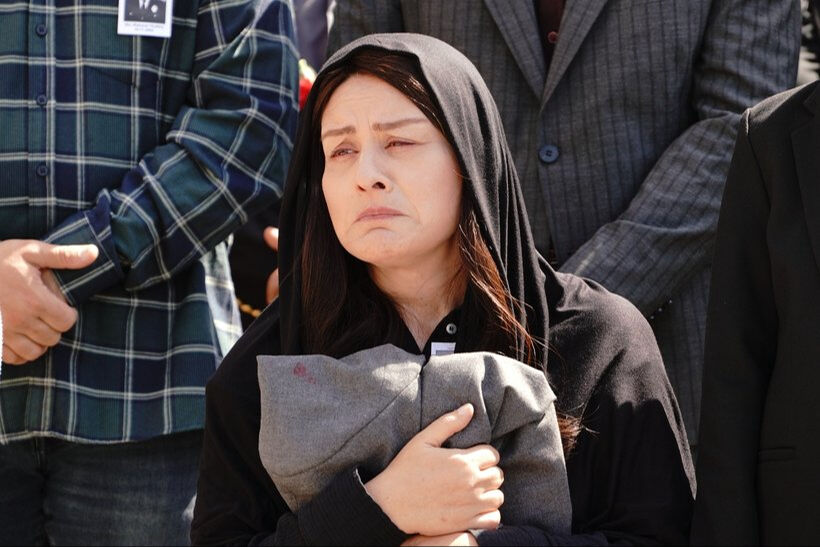 Bir Gece Masalı dizisinin Süreyya'sı Özlem Türkad kimdir, kaç yaşında, hangi dizilerde oynadı?  - 1. Resim