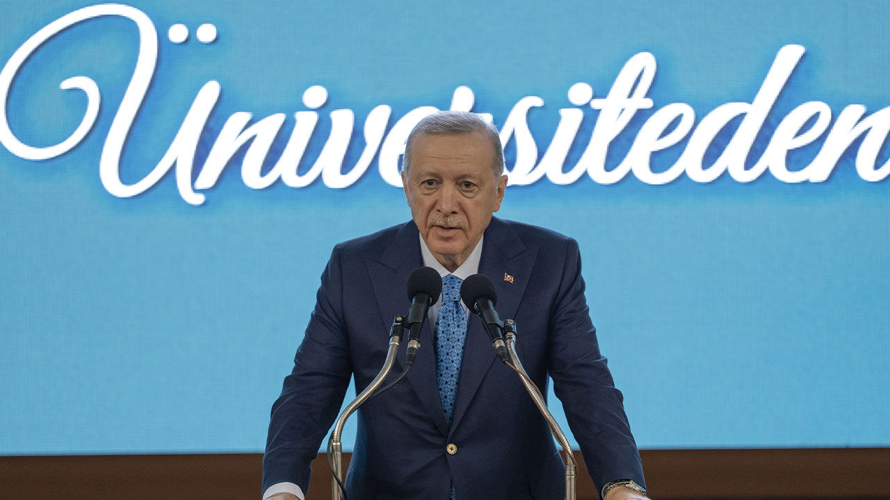 Cumhurbaşkanı Erdoğan, Kırgız-Türk Dostluk Devlet Hastanesi'nin açılışını gerçekleştirdi Cumhurbaşkanı Erdoğan, Kırgız-Türk Dostluk Devlet Hastanesi'nin açılışını gerçekleştirdi - 6. Resim