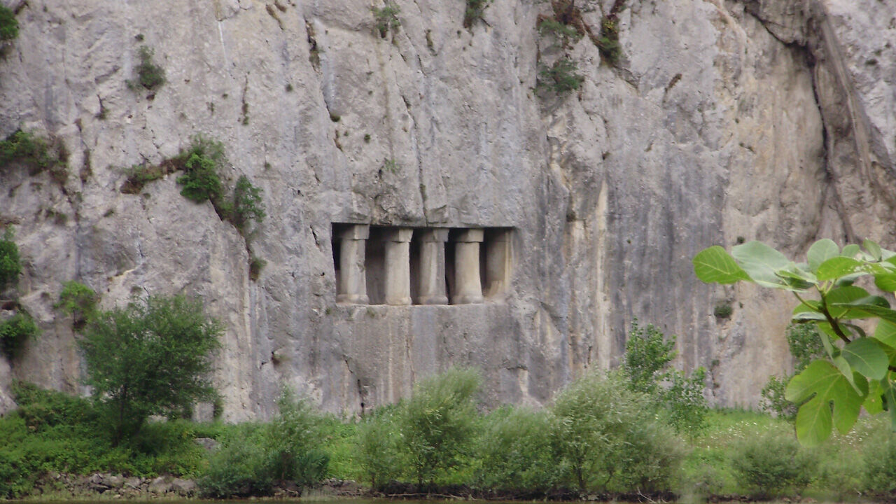 Samsun Asarkale 2 bin 300 yıllık tarihe ışık tutuyor Samsun Asarkale 2 bin 300 yıllık tarihe ışık tutuyor - 1. Resim