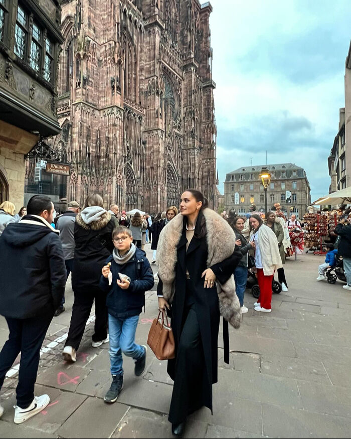 Takipçilerinden Fahriye Evcen’e kürk tepkisi! Görenler yorum yapmadan edemedi - 3. Resim