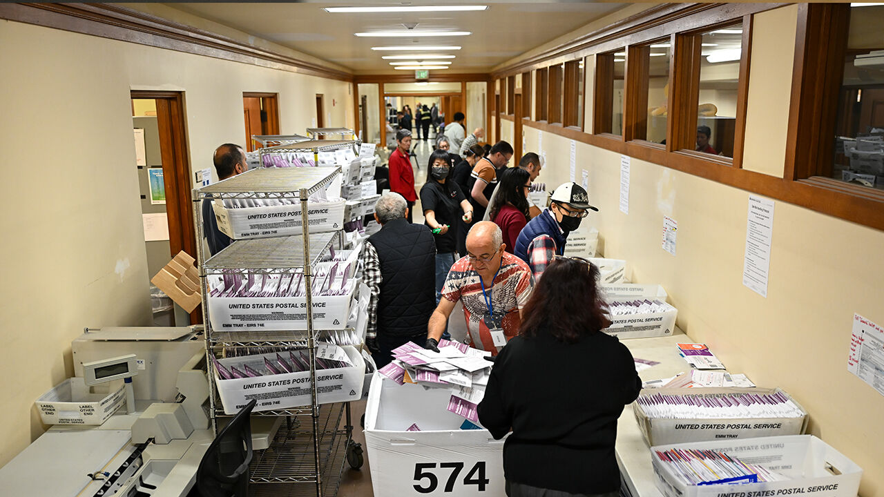 2024 ABD Seçimleri: Donald Trump yeniden ABD Başkanı oldu ABD Seçimleri 2024: Trump mı Harris mi, 47. Başkan kim olacak? - 1. Resim