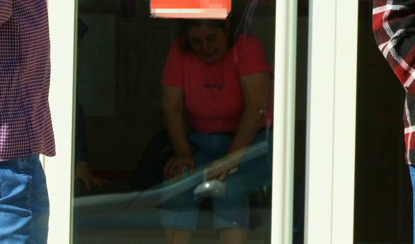 ATM önünde hareketli dakikalar! Kaptı ama fazla kaçamadı - 1. Resim