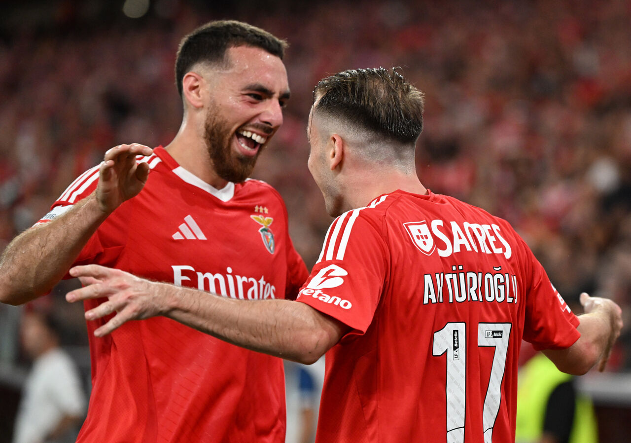 Bayern Münih-Benfica maçında Kerem Aktürkoğlu ilk 11'de! G.Saray formasıyla olmadı, Benfica ile tarih yazmaya çıkıyor - 5. Resim