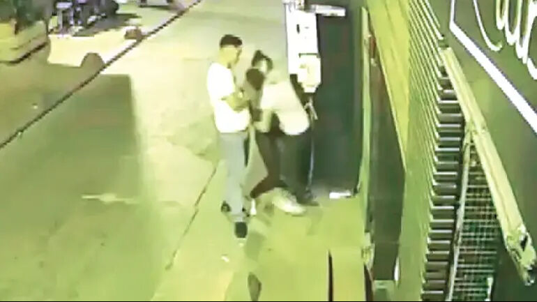 Beyoğlu'ndaki istismar girişimde mide bulandıran ifade: 'İyi niyetli dokunuş olabilir' - 2. Resim