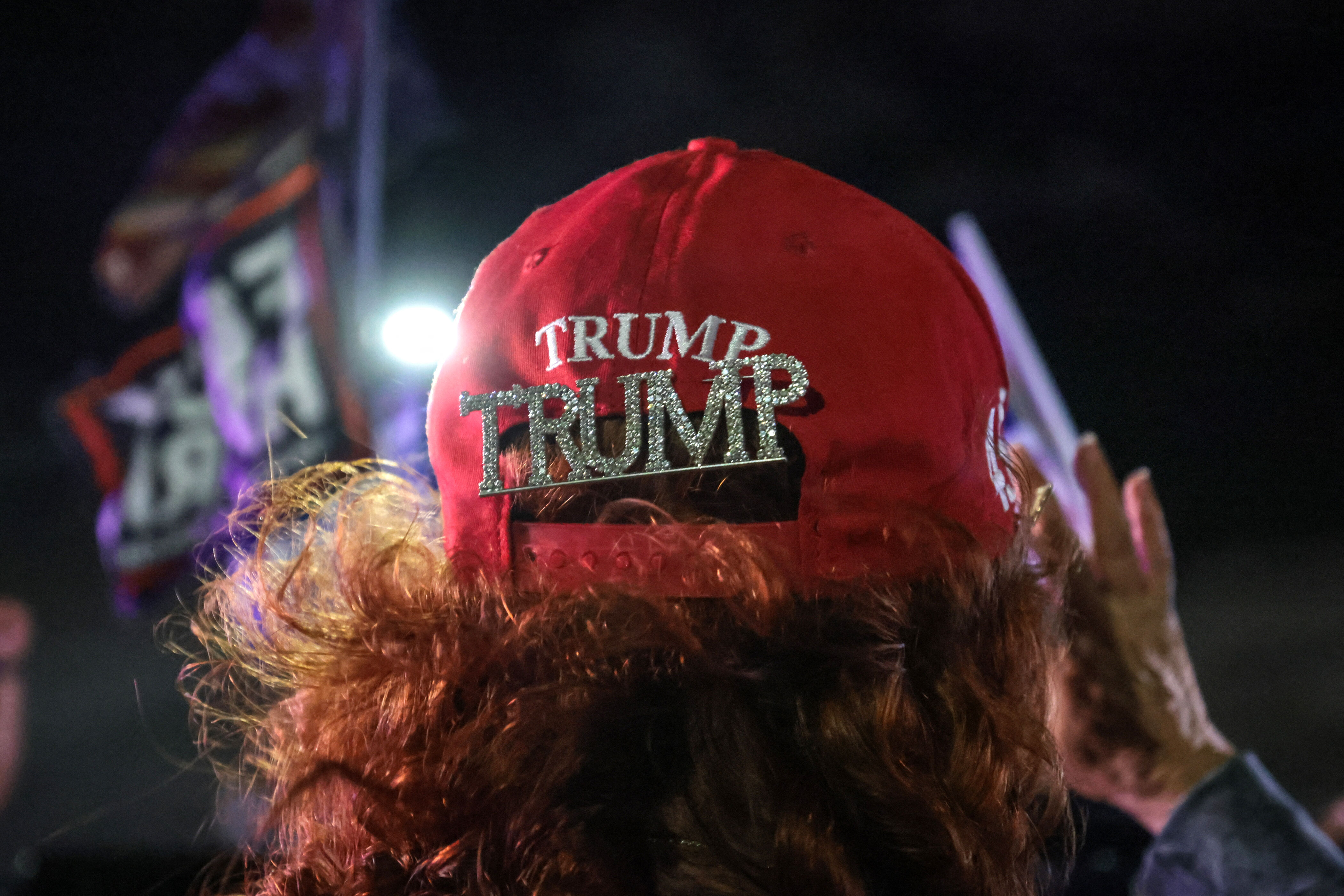 BİST 100’de gözler bu şirketlerde! Trump’ın galibiyeti, borsada hangi hisseleri destekler? BİST 100’de gözler bu şirketlerde! Trump’ın galibiyeti, borsada hangi hisseleri destekler? - 1. Resim