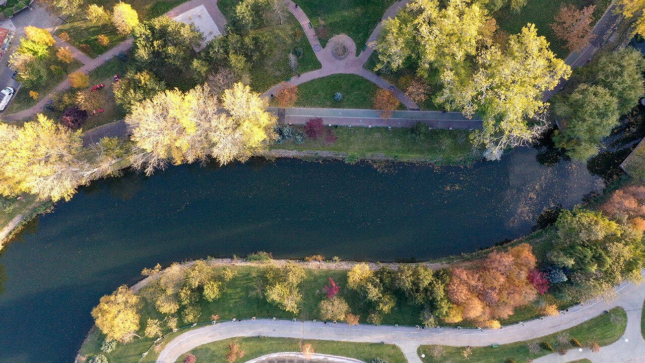 Eskişehir Porsuk Çayı'nın sonbahar güzelliği | Arşivlik kareler - 8. Resim