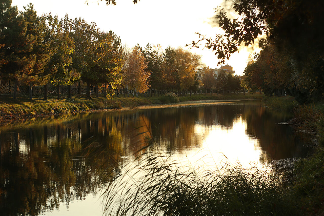 Eskişehir Porsuk Çayı'nın sonbahar güzelliği | Arşivlik kareler - 12. Resim