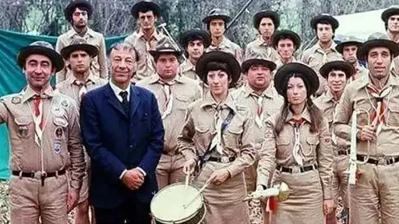 Her yaşı güldürüyor! Hababam Sınıfı Tatilde ne zaman çekildi? - 3. Resim