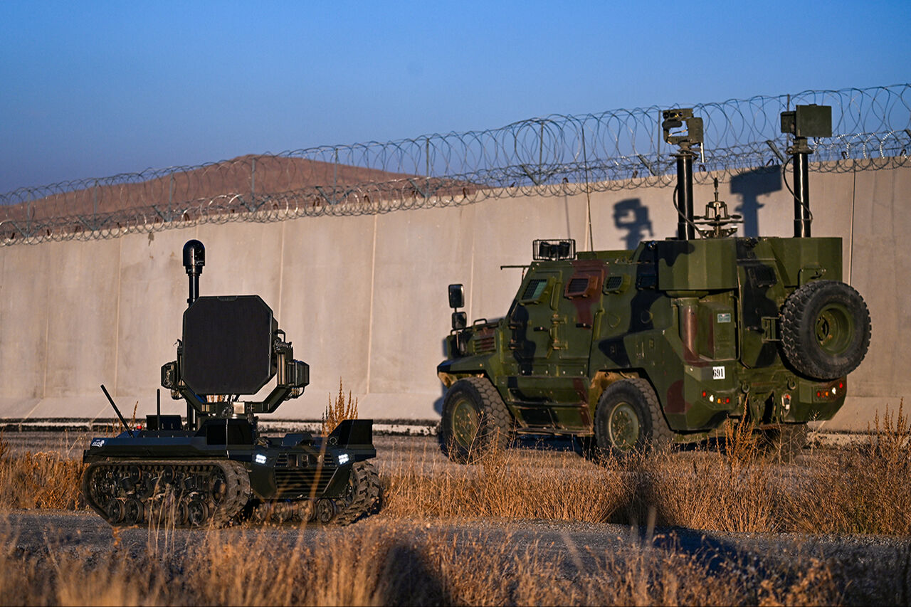 Mehmetçik tetikte! Türk askerinin Van İran sınırındaki nöbeti görüntülendi Mehmetçik tetikte! Türk askerinin Van İran sınırındaki nöbeti görüntülendi - 5. Resim