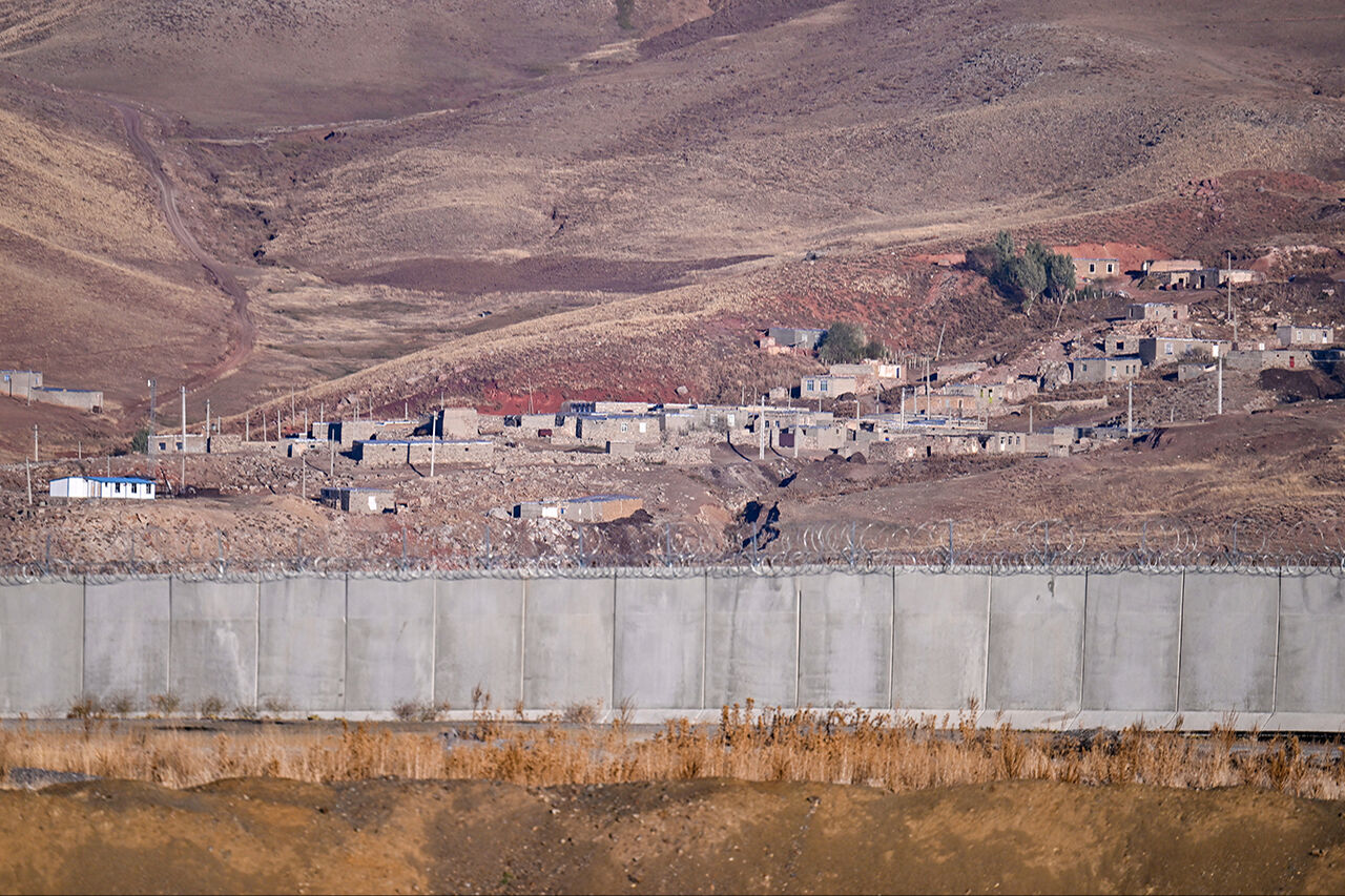 Mehmetçik tetikte! Türk askerinin Van İran sınırındaki nöbeti görüntülendi Mehmetçik tetikte! Türk askerinin Van İran sınırındaki nöbeti görüntülendi - 16. Resim
